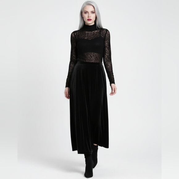 long sleeve print midi dress Farm Rio Women's Majestic Hearts Long Sleeve Midi Dress